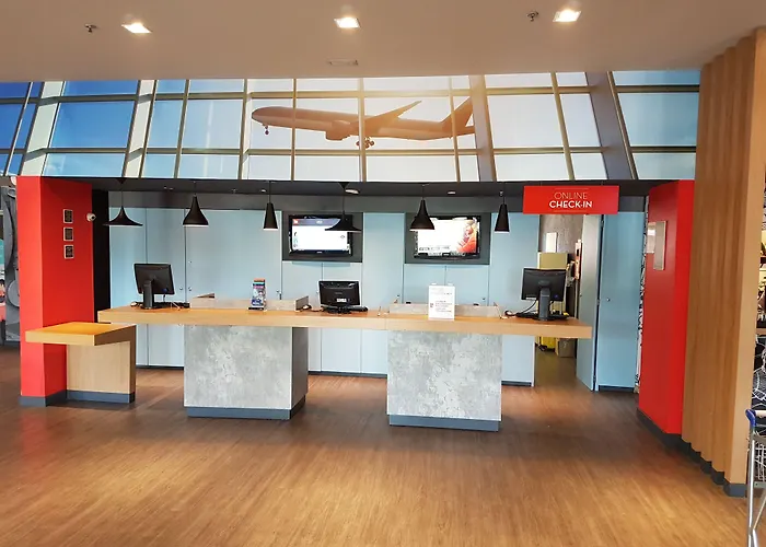 Ibis Aeroporto Hotel 3*
