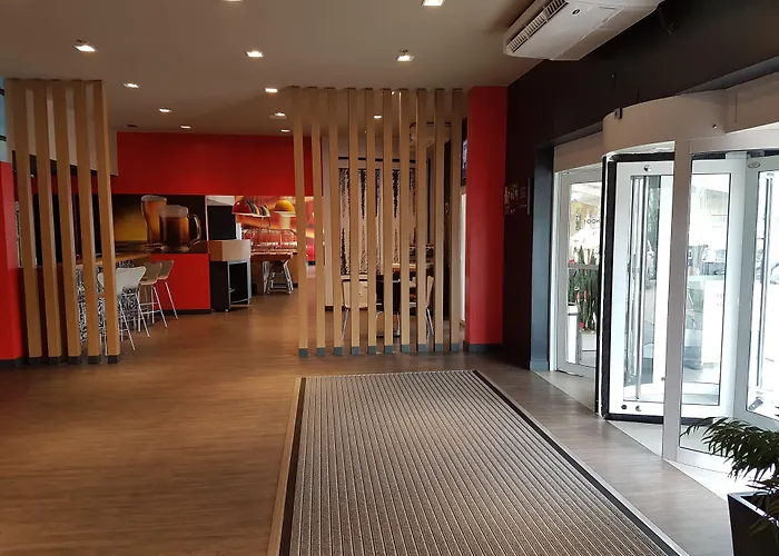 Ibis Aeroporto Hotel 3*
