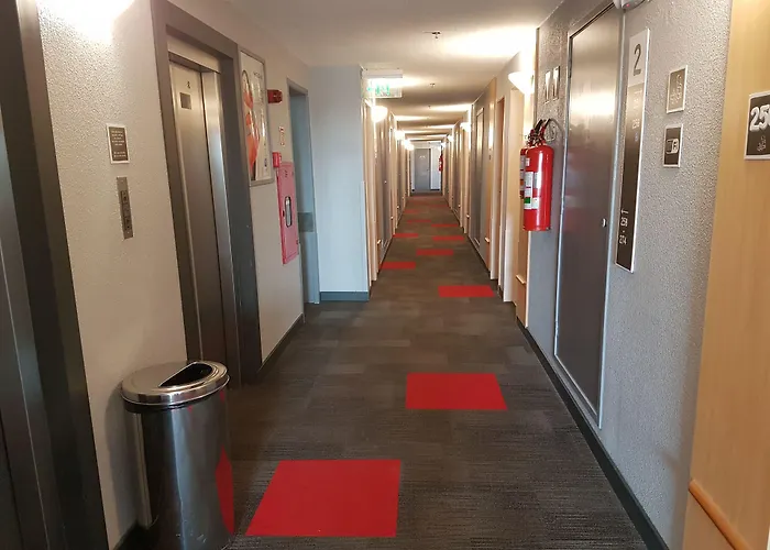 Ibis Aeroporto 3*