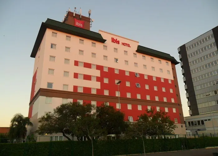 Ibis Aeroporto 3*